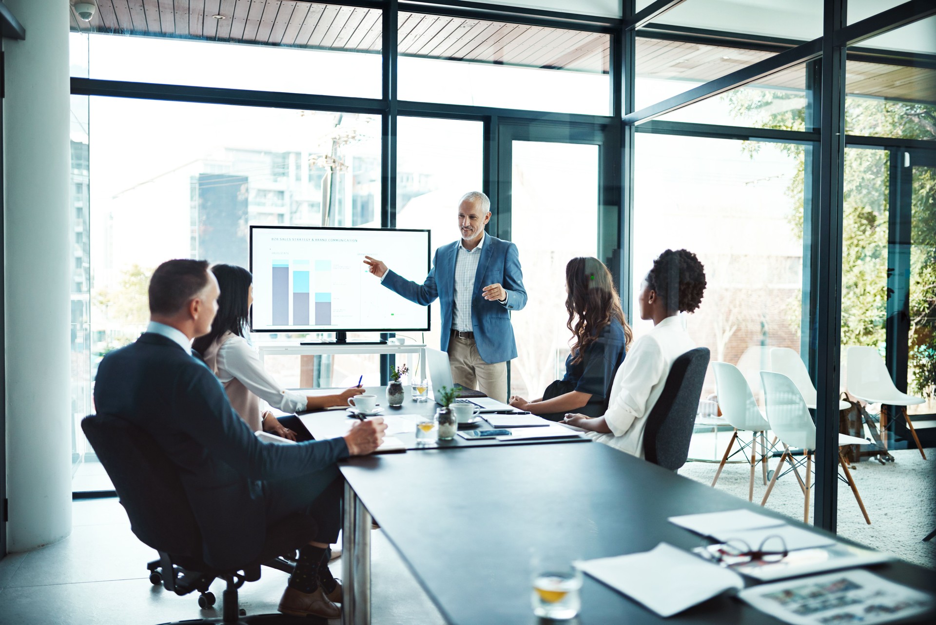 Growth Strategy & Leadership Support